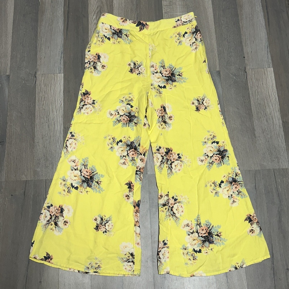 Feather Bone Anthropologie Talese Yellow Floral Wide-Leg Crop Pants - Size 6